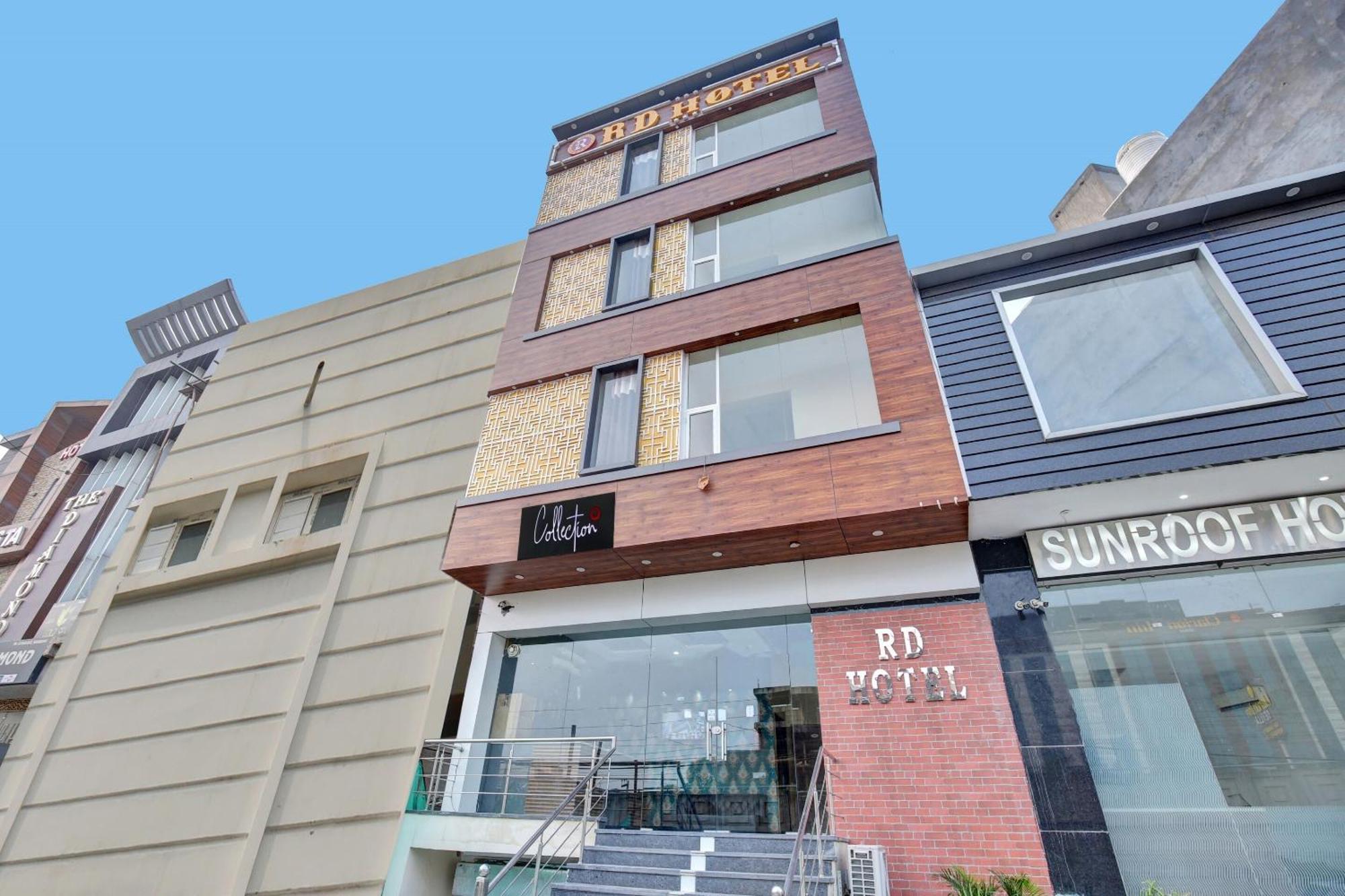 Zirakpur Collection O Rd Hotel מראה חיצוני תמונה